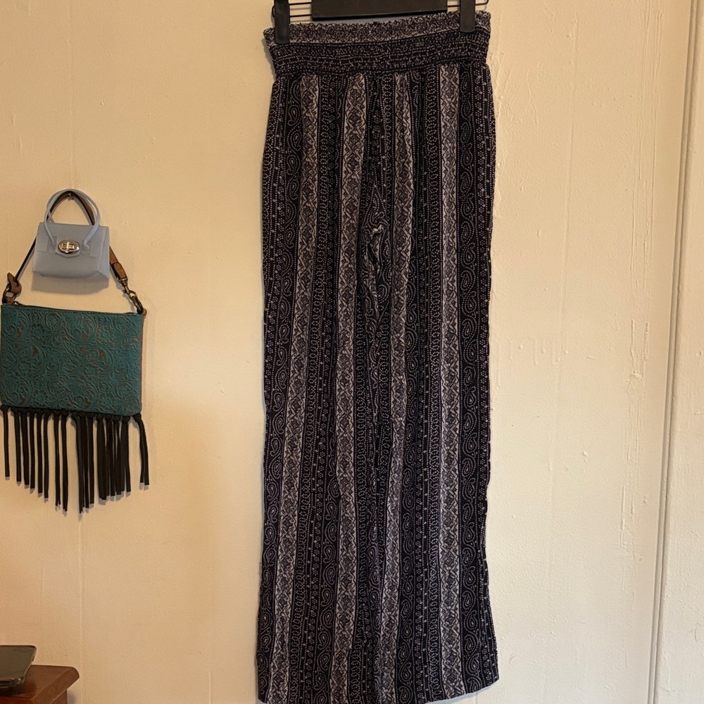 CAbi Villa Palazzo Black and White Wide Leg Pants - Picture 5 of 5